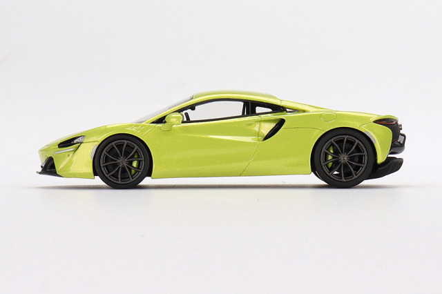 TSM MODEL 1/43 マクラーレン アルトゥーラ フラックスグリーン
