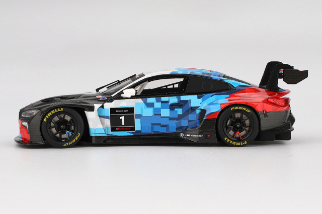 TSM MODEL 1/43 BMW M4 GT3 EVO プレゼンテーション - サンリッチジャパン