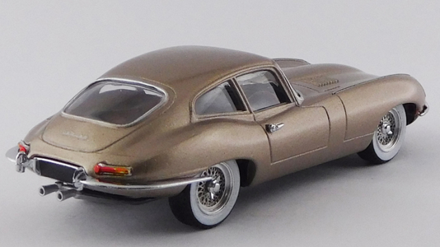 テクノモデル1／43ジャガーEタイプ1962年ル・マンNo.10白