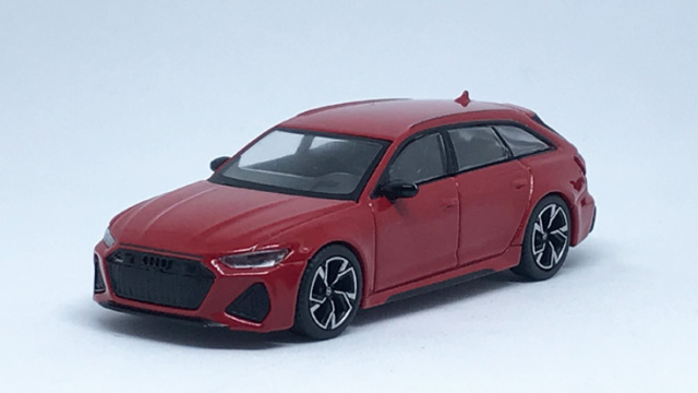 MINI GT 1/64 アウディ RS 6 アバント カーボンブラックエディション タンゴレッド(左ハンドル)