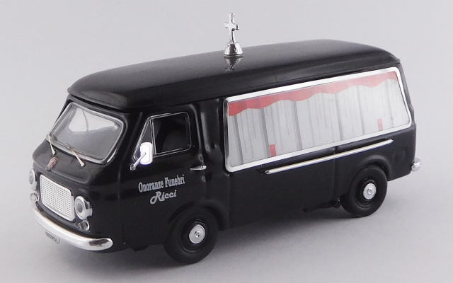 RIO 1/43 フィアット 238 霊柩車