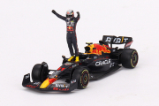 MINI GT 1/64 オラクル レッドブル レーシング RB18 2022 優勝車 #11 モナコグランプリ Sergio Pérez フィギュア付