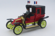 RIO 1/43 ルノー AG1 Marneタクシー 1941 ドライバーフィギュア付