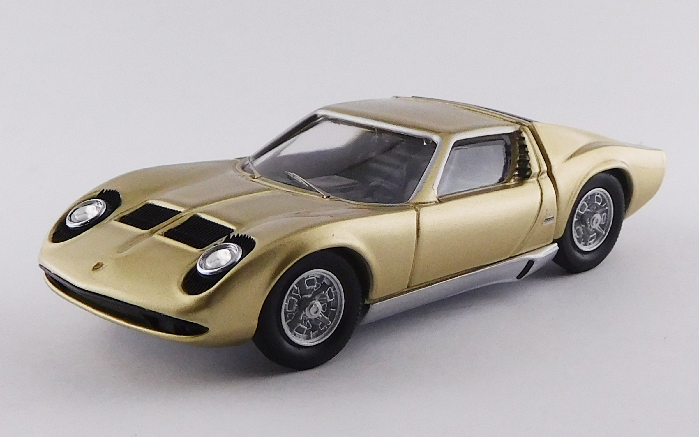 RIO 1/43 ランボルギーニ ミウラ P400S 1969 ゴールド