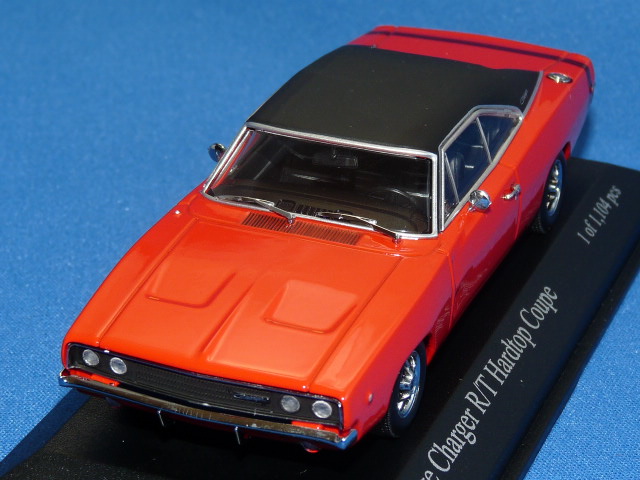 ミニチャンプス 1/43 ダッジ チャージャー 1968 （ブライトレッド）