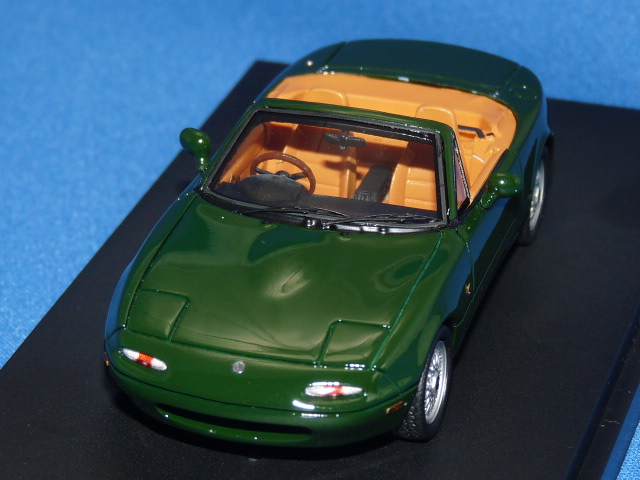 MARK43 1/43 ユーノス ロードスター (NA8C) V-Special （ネオグリーン）