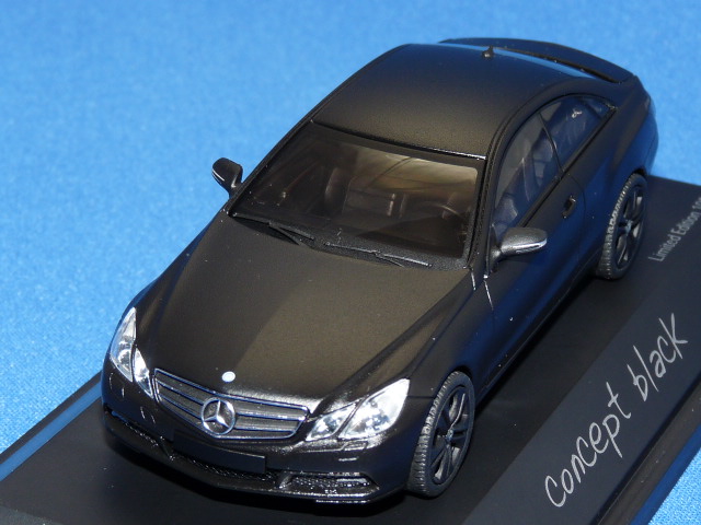 シュコー 1/43 メルセデスベンツ Eクラス クーペ （コンセプトブラック）