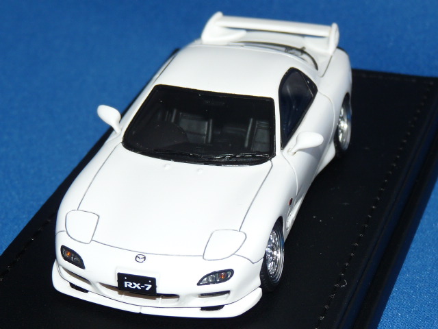 イグニッション 1/43 マツダ RX-7 (FD3S) Type-RS （ホワイト）