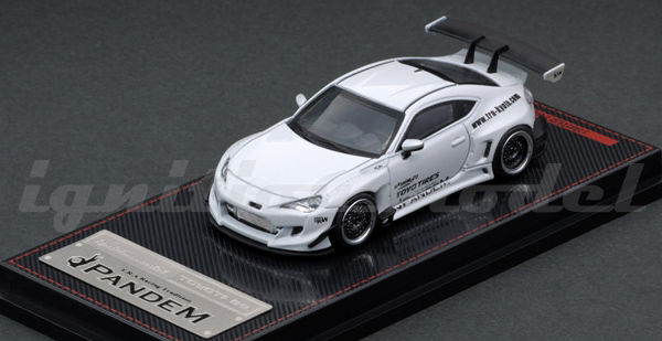 イグニッション 1/64 PANDEM トヨタ 86 V3 （ホワイトメタ）