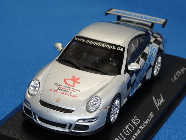 ミニチャンプス製 （トイフェア2007 限定） 1/43 ポルシェ 911 GT3 RS ニュルンベルク・トイフェア 2007 限定576台