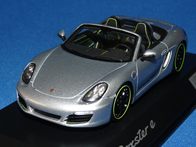 スパーク製 （ディーラー特注） 1/43 ポルシェ ボクスター e (981) （シルバー）