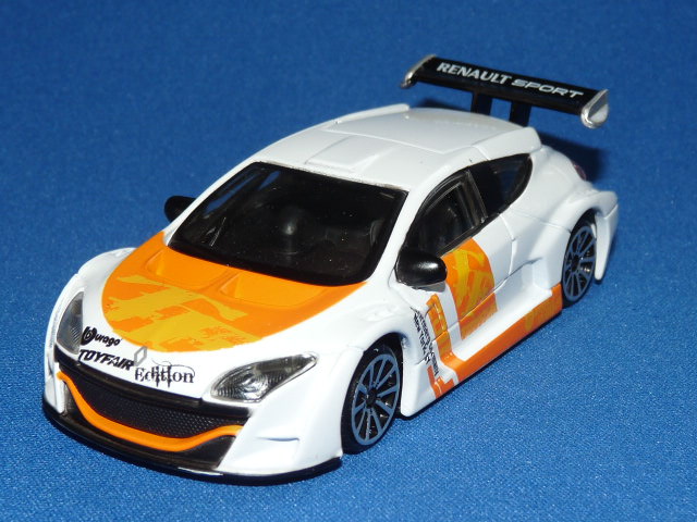 ブラーゴ （アメリカ・トイフェア 2011 限定） 1/43 ルノー メガーヌ （ホワイト）