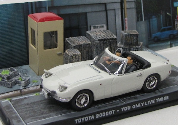 イクソ製 1/43 トヨタ 2000GT 1967-1970 （ホワイト） 007 ジェームス・ボンド・コレクション No.7