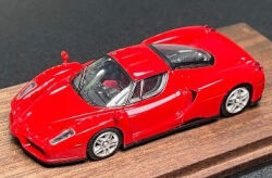 Finclassically 1/64 エンツォ フェラーリ （レッド）
