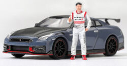 ★予約品★ MiniGT （松田次生コレクション） 1/64 ニッサン GT-R nismo 2024 筑波サーキット市販車最速ラップ記録車 （松田次生フィギュア付） (RHD)