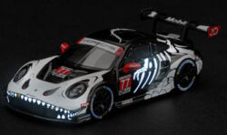 ★予約品★ MiniGT 1/64 ポルシェ 911 (992) GT3 R IMSA AO Racing ”Skeleton Rexy” 2026 Petit LeMans No.77 (LHD)