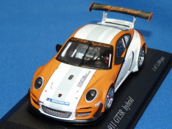 ミニチャンプス 1/43 ポルシェ 911 GT3R ハイブリッド プレゼンテーション 2010