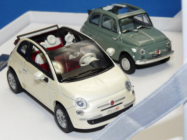 1/18 ノレブ製モデルカー　フィアット500 ラウンジ　ホワイトパール ノレブ 1/43 フィアット 500 1957 （ブルーグレー