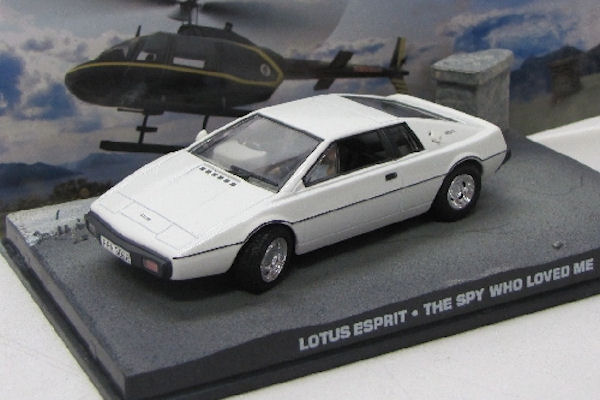 イクソ製 1/43 ロータス エスプリ 1976 （ホワイト） 007
