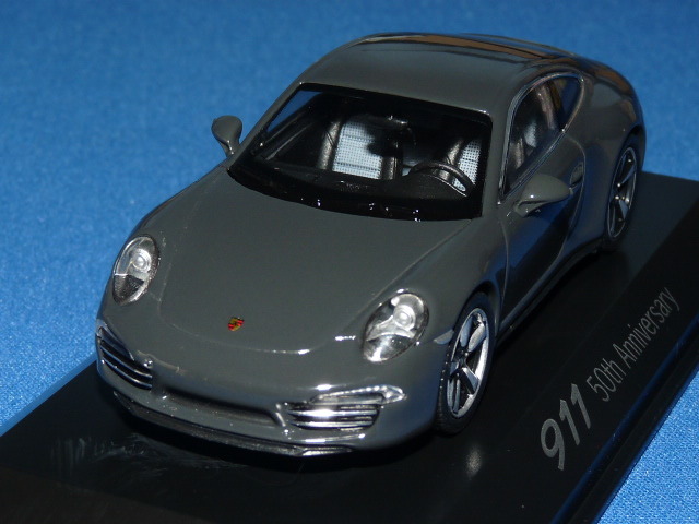 ポルシェ911 50th Anniversary モデル、カタログ、ミニカー