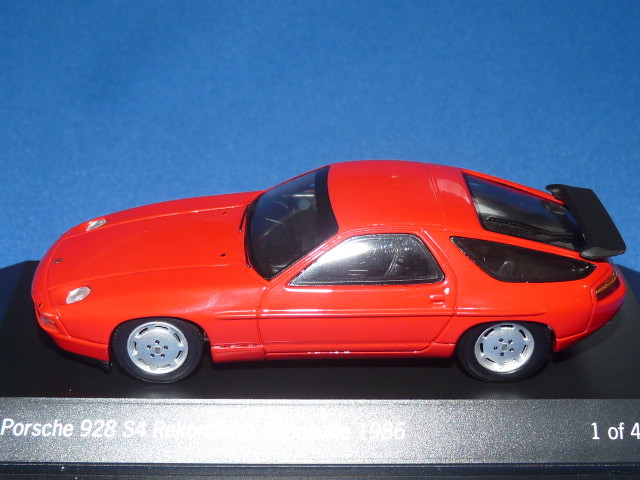 ミニチャンプス 1/43 ポルシェ 928 S4 1991 レッド ミニチャンプス 1/43 ポルシェ 928 S4 1991 レッド - メルカリ