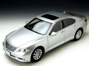 ノレブ 1/18 レクサス LS460 2010 （プレミアムシルバー）