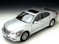 ノレブ 1/18 レクサス LS460 2010 （プレミアムシルバー）
