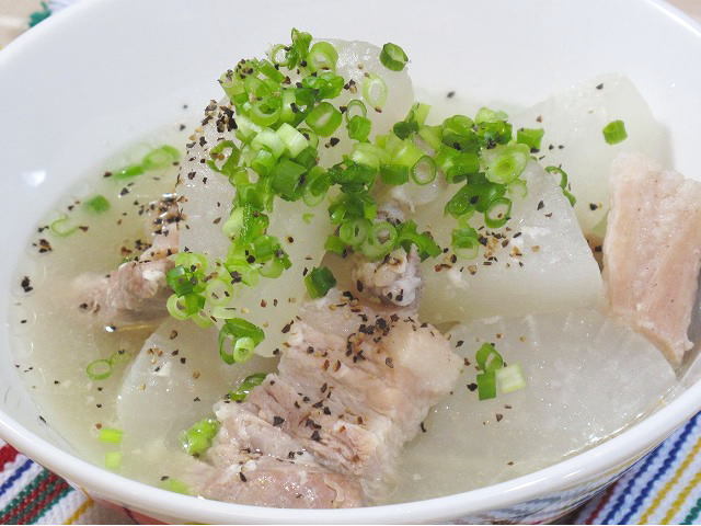 「生(なま)塩糀」200gお肉もやわらかく 下味にも合わせ調味料にも/207 すや亀製大根と豚バラの塩糀スープ