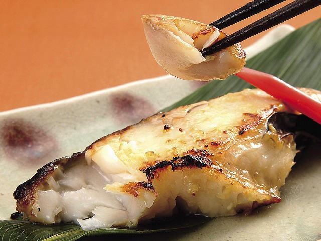 【冷凍食品】2025.01.27より価格変更!「すや亀の冷凍総菜5種7袋入セット」お弁当にも便利なおかずセット/6307 すや亀の銀だらの味噌漬
