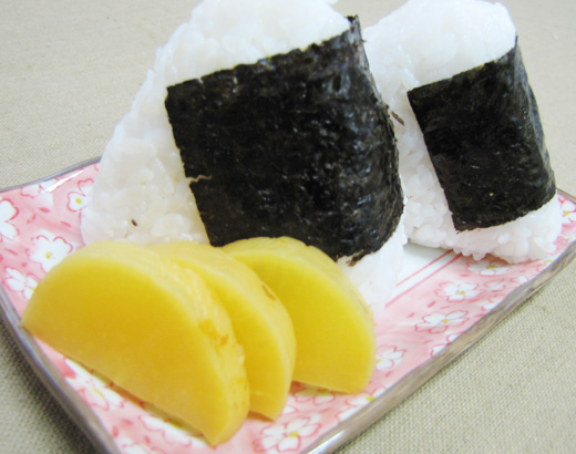 たくあんかつお漬一本
