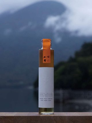 日光街道　小山蒸留所　ジャパニーズウイスキーセット　栃木 宇都宮線開業140周年×西堀酒造 「日光街道小山蒸溜所ウイスキー