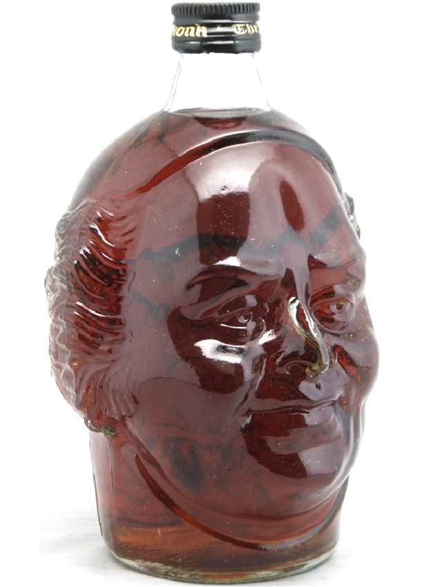 【値下中】ラベル難ありで「オールドモンク」極上7年熟成ラム☆ 今だけ特価！ 値下げ】ラベル難ありで「オールドモンク」極上7年熟成ラム☆ 今