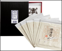 焼海苔5帖入り黒漆貼箱タイプ　（アルミ袋　全型10枚×5袋）　