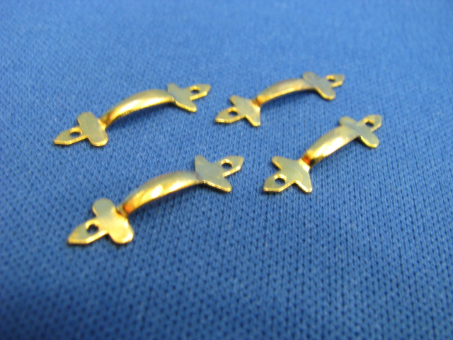 【クリックポスト可】ドールハウス用　ミニチュア  ハンドル　４個セット　NY31002