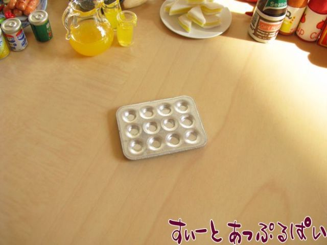 【クリックポスト可】銀のマフィントレイ  ID2022