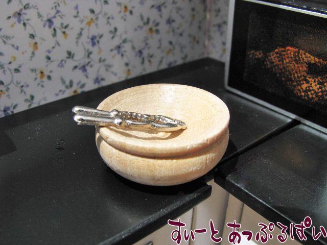 【クリックポスト可】木製ボール＆クルミ割り器　NY10093