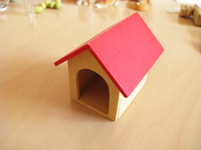 犬小屋　ミニチュア Amazon.co.jp: VICASKY 木製ミニチュア犬小屋モデル スケール