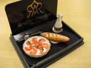 【ロイターミニチュア】　トマト＆モッツァレラ　RP1424-5