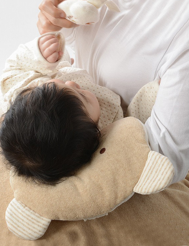 日本製 オーガニックコットン にこにこ動物の授乳用うでまくら ウサギ Ag2 出産祝いやプレゼントにおすすめ 日本製 オーガニックコットン にこにこ動物の授乳用うでまくら ウサギ Ag2 出産祝いやプレゼントにおすすめ