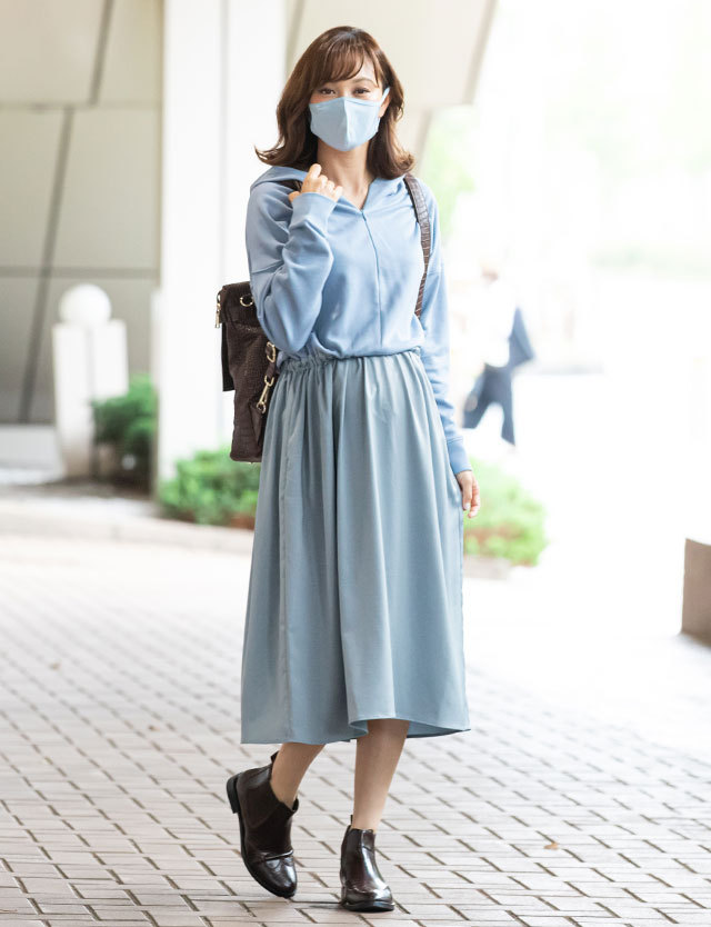 スウェット サテン 異素材ドッキングパーカーワンピース 授乳服マタニティウェア 産前産後兼用