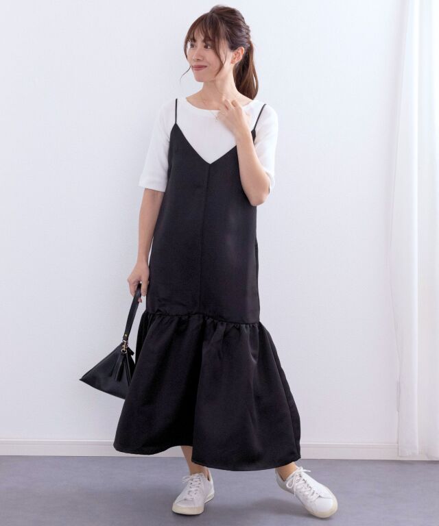 Reformation スウィートハートネック トップ TWICE ミナ着用 Reformation スウィートハートネック トップ TWICE ミナ着用