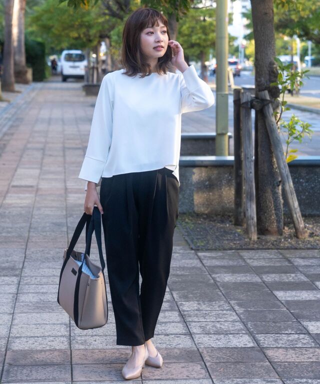 バックシャンブラウス＋テーパードパンツ レディース/セットアップ