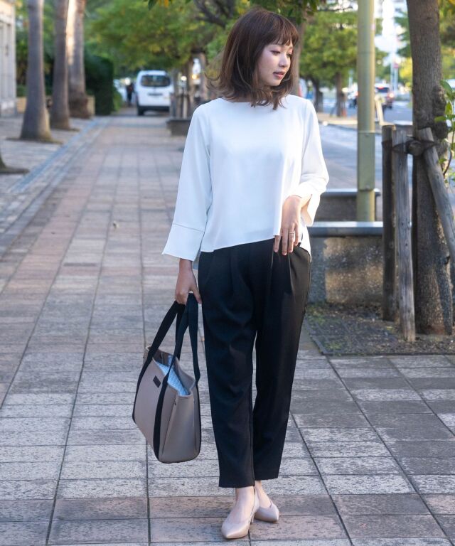 バックシャンブラウス＋テーパードパンツ レディース/セットアップ