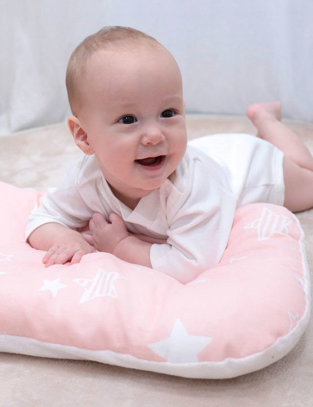 日本製 すやすや抱っこ布団 洗濯機ok 新米ママやパパの慣れない抱っこが安定するベビー布団