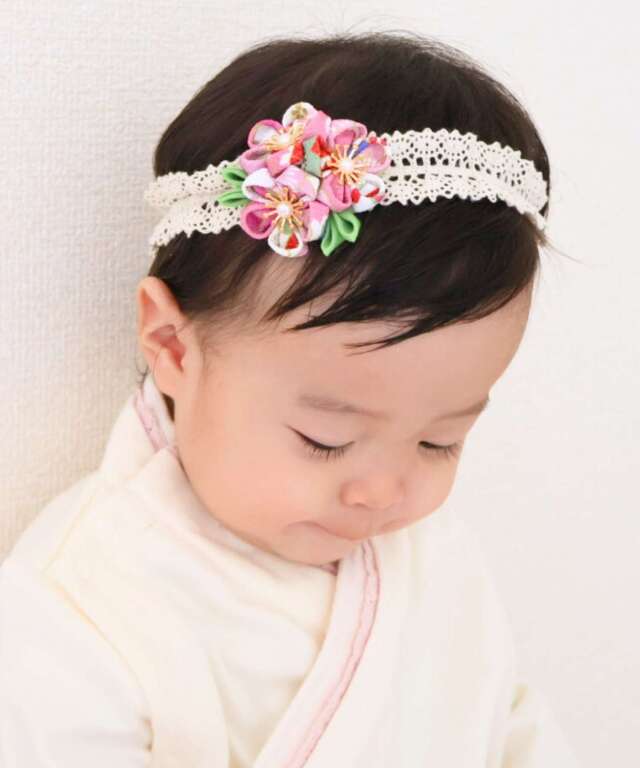 つまみ細工 3つ花ベビーヘアアクセサリー| マタニティウェア・授乳服の