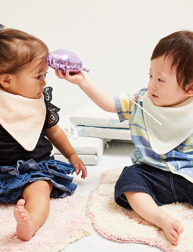 日本製 3重ガーゼ スカーフ風スタイ わたあめガーゼ 無地 エンジェル