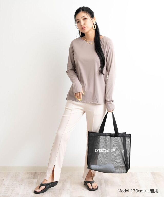 UVカット ラッシュガード長袖Tシャツ×センタースリットゆるフィット
