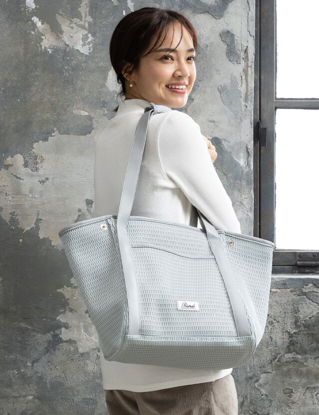 ♡FOXEY フォクシー マザーズ バッグ &オムツ替えシート♡ ♡FOXEY フォクシー マザーズ バッグ &オムツ替えシート♡ 【公式通販】