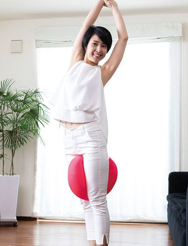 1日3分からの美脚 DVD付ダイヤモンドクッション【美容 健康 日本製