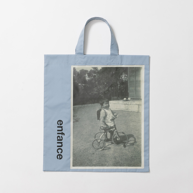 最旬トレンドパンツ 谷川俊太郎トートバッグ（People of the Year by COMME des バッグ